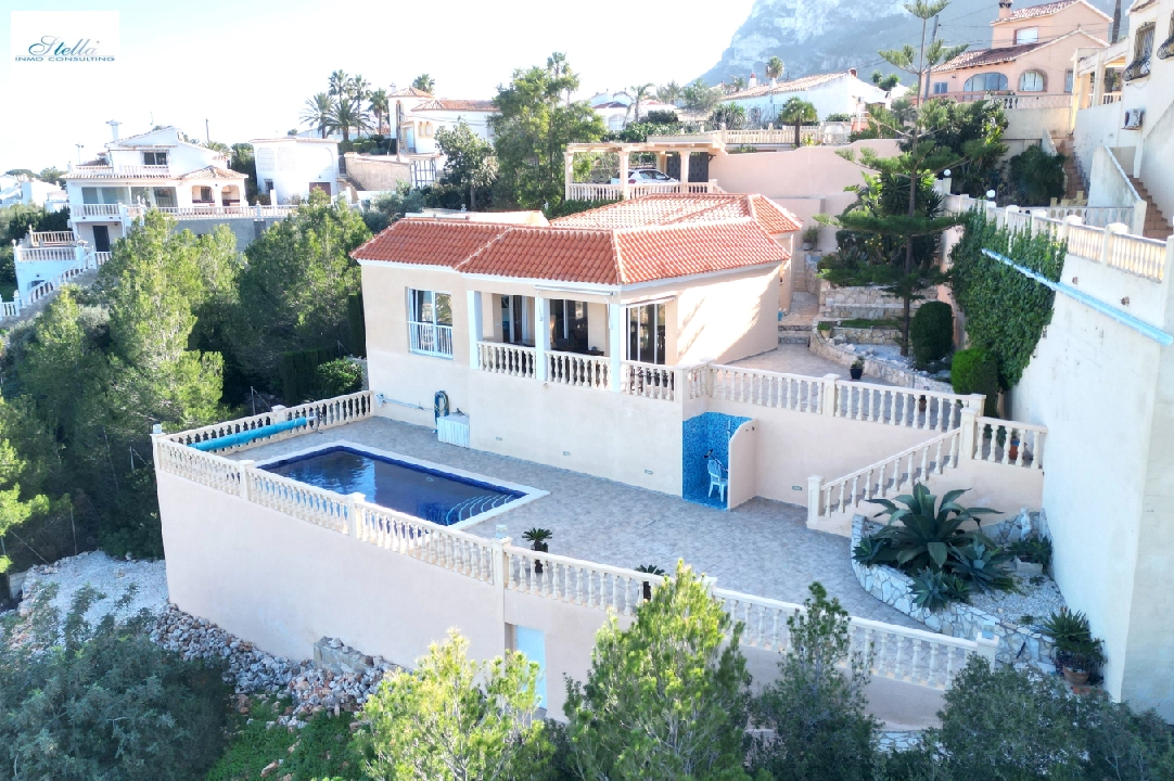 Villa in Denia(Marquesa) te koop, woonoppervlakte 168 m², Bouwjaar 2011, Staat netjes, + Vloerverwarming, Airconditioning, grondstuk 908 m², 3 slapkamer, 2 badkamer, Zwembad, ref.: AS-0225-3