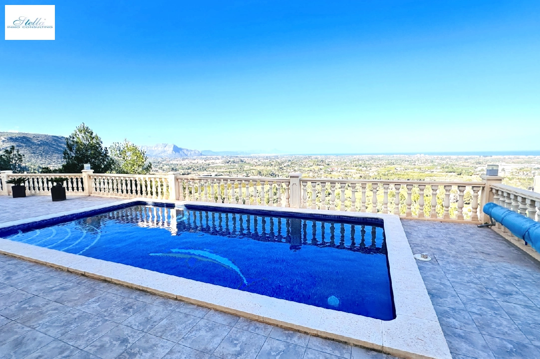 Villa in Denia(Marquesa) te koop, woonoppervlakte 168 m², Bouwjaar 2011, Staat netjes, + Vloerverwarming, Airconditioning, grondstuk 908 m², 3 slapkamer, 2 badkamer, Zwembad, ref.: AS-0225-5