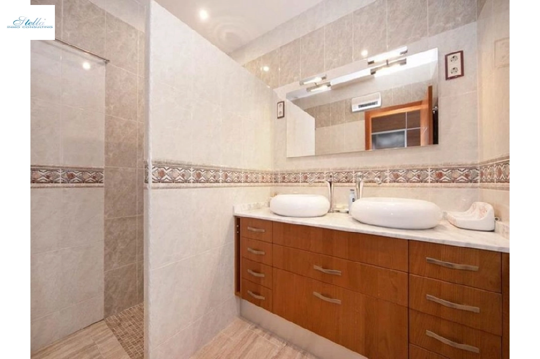 Villa in Moraira(Sabatera) te koop, woonoppervlakte 368 m², Airconditioning, grondstuk 1107 m², 7 slapkamer, 4 badkamer, ref.: BP-6021MOR-8