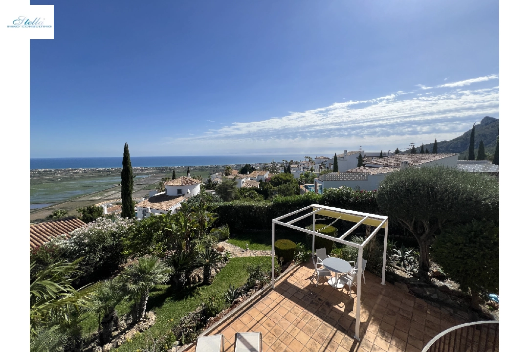 Villa in Denia(Monte Pego) voor vakantie, woonoppervlakte 240 m², Bouwjaar 1998, Staat gemoderniseerd, + Vloerverwarming, Airconditioning, grondstuk 980 m², 5 slapkamer, 4 badkamer, Zwembad, ref.: T-0121-34