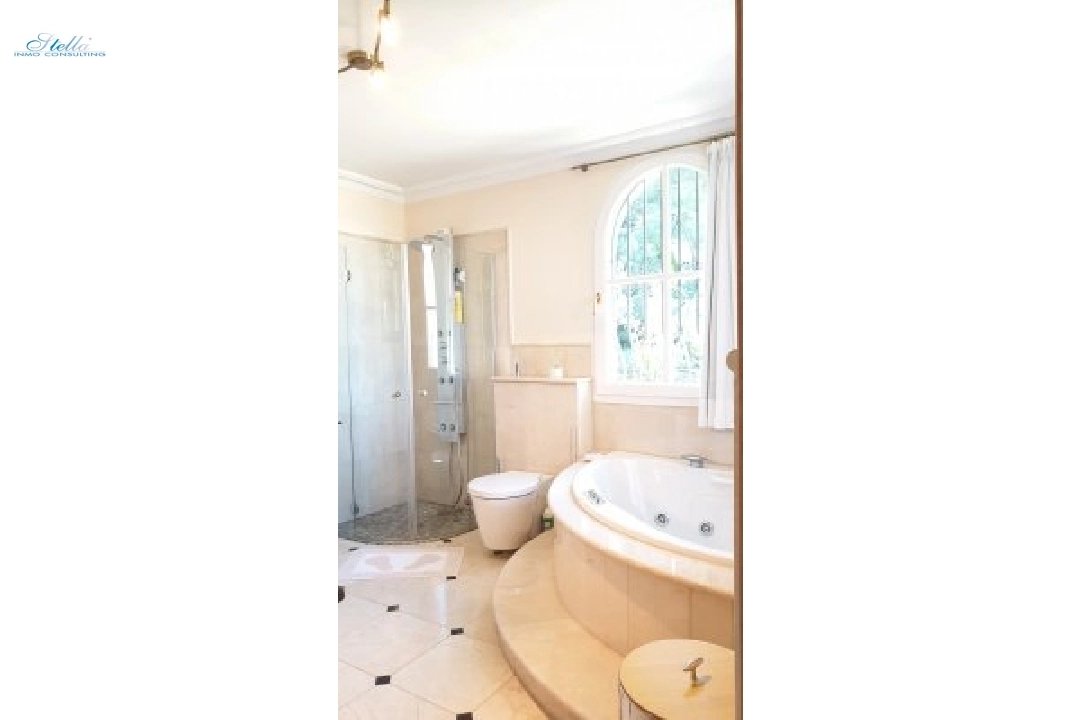 Villa in Pedreguer te koop, woonoppervlakte 332 m², Airconditioning, grondstuk 1300 m², 5 slapkamer, 4 badkamer, Zwembad, ref.: BS-3974725-15