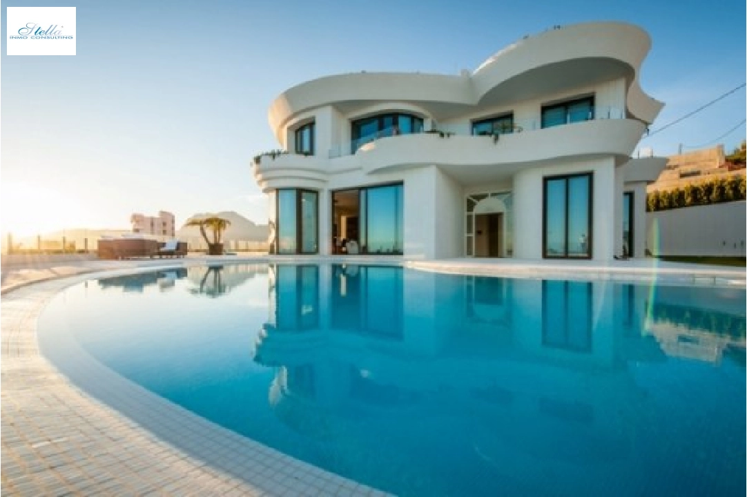 Villa in Benidorm te koop, woonoppervlakte 600 m², grondstuk 1000 m², 6 badkamer, ref.: BS-3974651-1