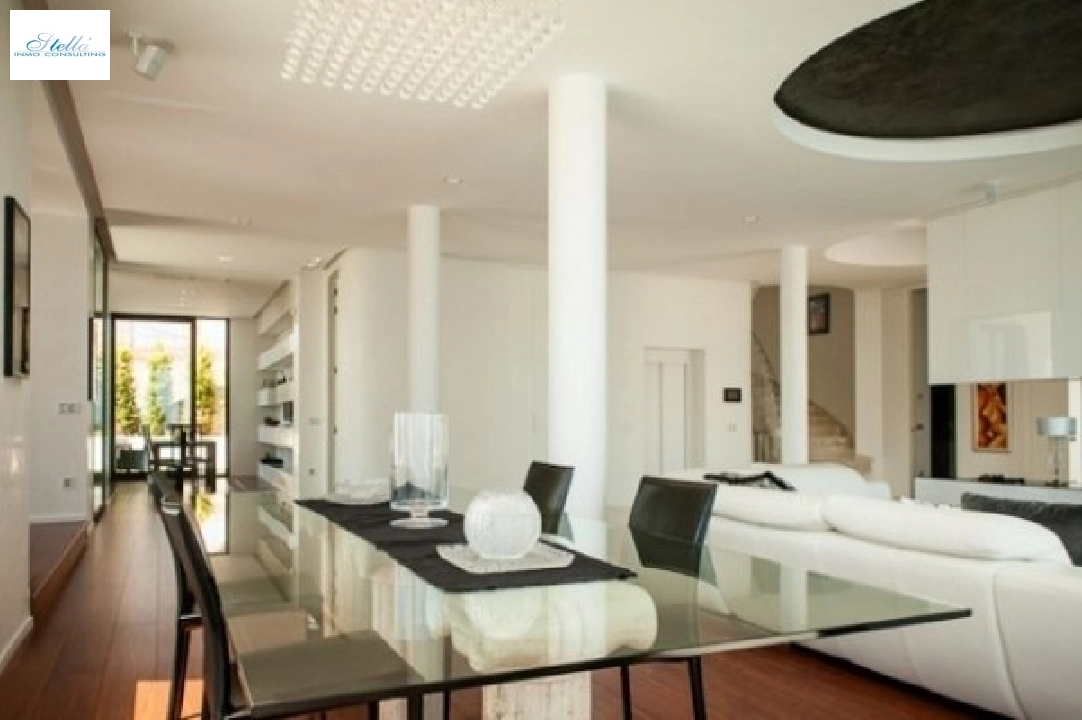 Villa in Benidorm te koop, woonoppervlakte 600 m², grondstuk 1000 m², 6 badkamer, ref.: BS-3974651-12