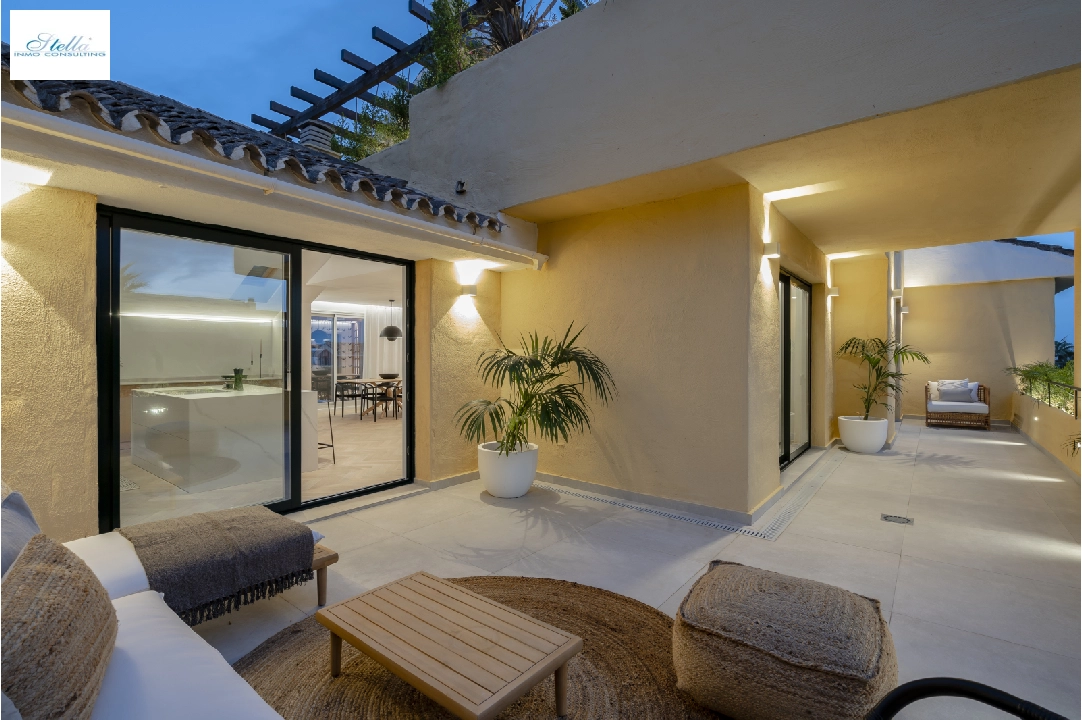 Penthouse Apartment in Estepona te koop, woonoppervlakte 154 m², Airconditioning, grondstuk 90 m², 3 slapkamer, 3 badkamer, ref.: NX-401750-30