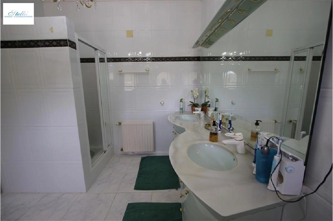 Villa in Calpe te koop, woonoppervlakte 609 m², grondstuk 3102 m², 4 slapkamer, 4 badkamer, Zwembad, ref.: COB-3330-10