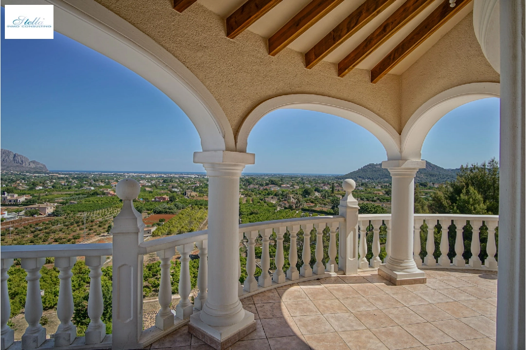 Villa in Pedreguer(Monte Solana) te koop, woonoppervlakte 386 m², Airconditioning, grondstuk 994 m², 6 slapkamer, 6 badkamer, ref.: BP-8080PED-2