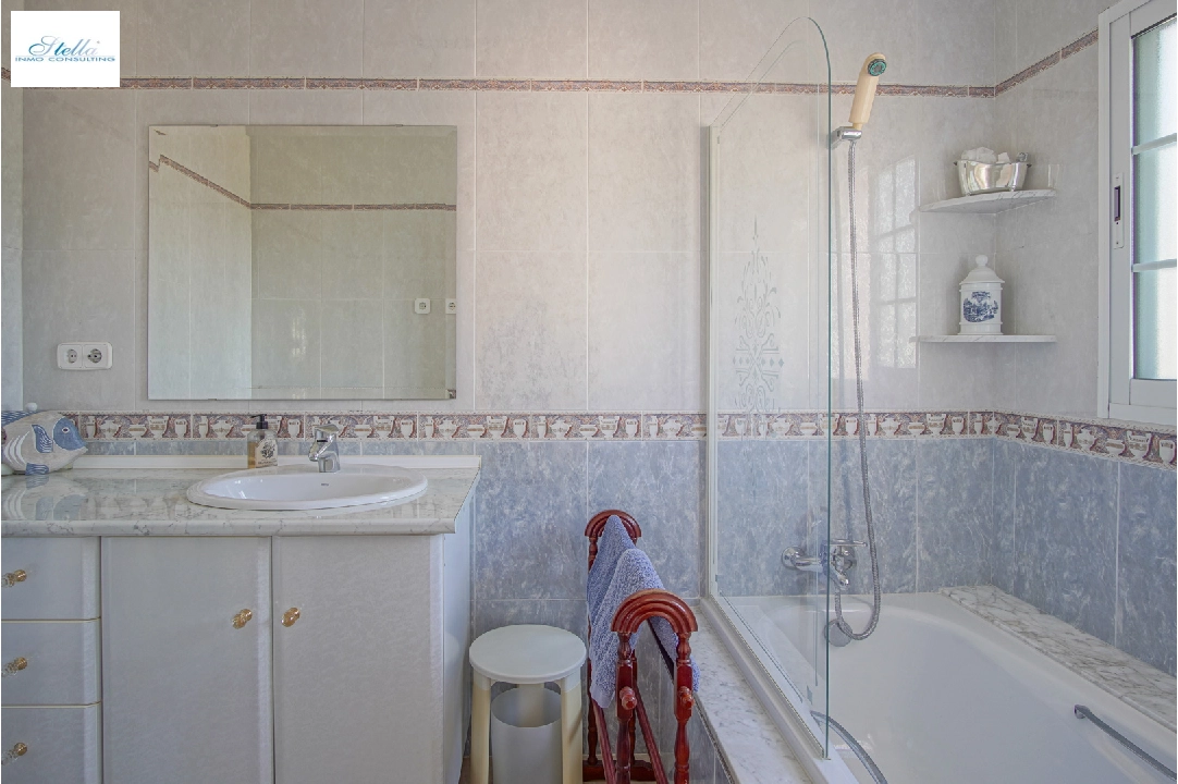 Villa in Orba(Aspre) te koop, woonoppervlakte 339 m², Airconditioning, grondstuk 1342 m², 6 slapkamer, 5 badkamer, ref.: BP-8098ORB-11