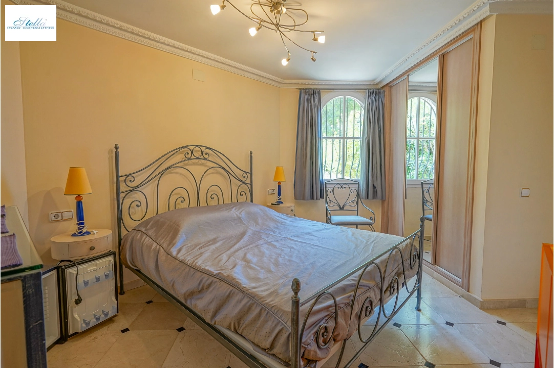 Villa in Pedreguer(La Sella) te koop, woonoppervlakte 392 m², Airconditioning, grondstuk 1382 m², 5 slapkamer, 4 badkamer, ref.: BP-8100SEL-21