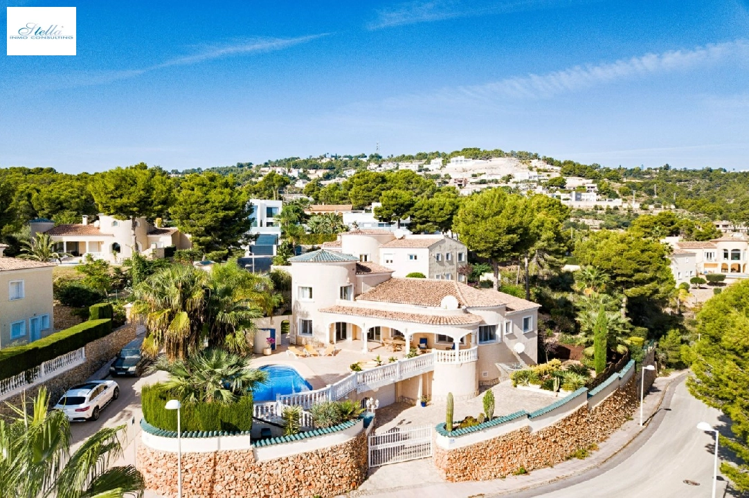Villa in Benissa(El Magraner) te koop, woonoppervlakte 310 m², Airconditioning, grondstuk 1000 m², 4 slapkamer, 3 badkamer, Zwembad, ref.: AM-11829DA-3700-1