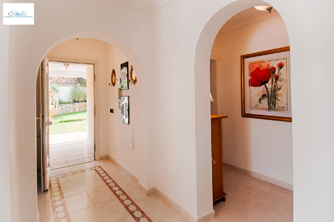 Villa in Benissa(El Magraner) te koop, woonoppervlakte 310 m², Airconditioning, grondstuk 1000 m², 4 slapkamer, 3 badkamer, Zwembad, ref.: AM-11829DA-3700-27