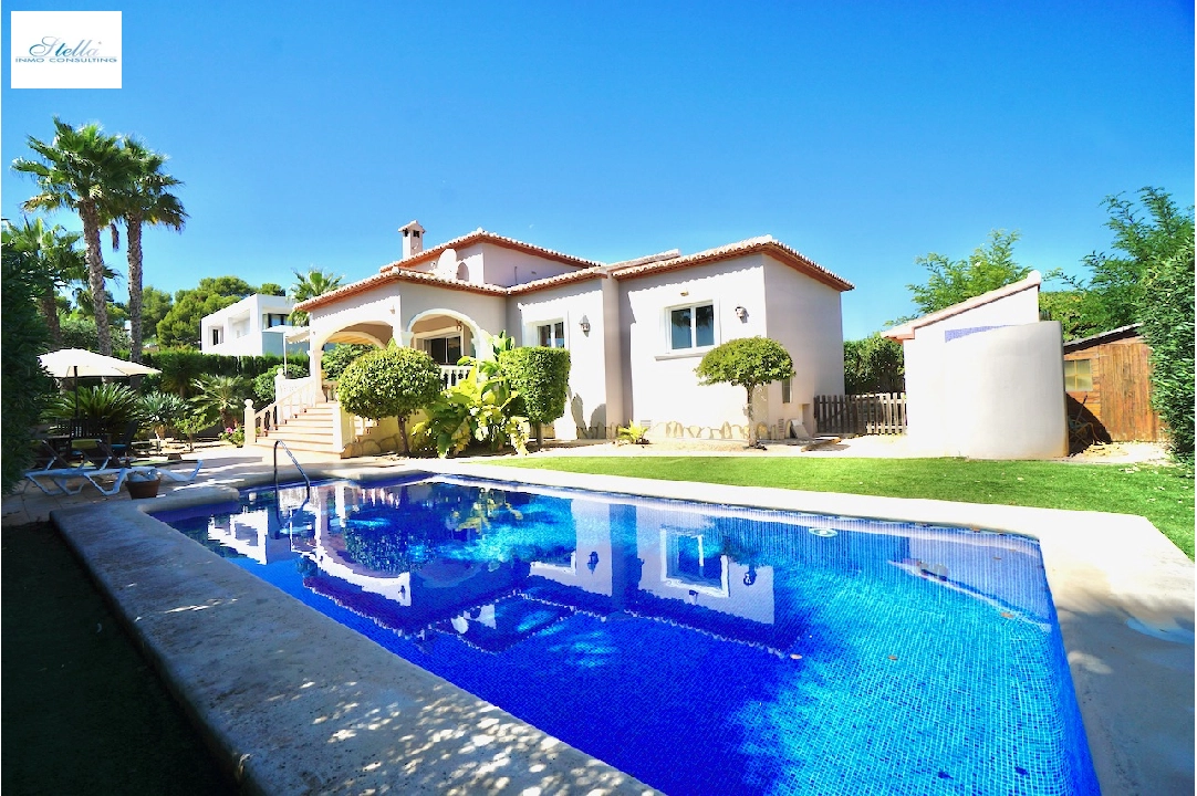 Villa in Moraira(Camarrocha) te koop, woonoppervlakte 140 m², Airconditioning, grondstuk 807 m², 3 slapkamer, 2 badkamer, Zwembad, ref.: CA-H-1690-AMBEI-5