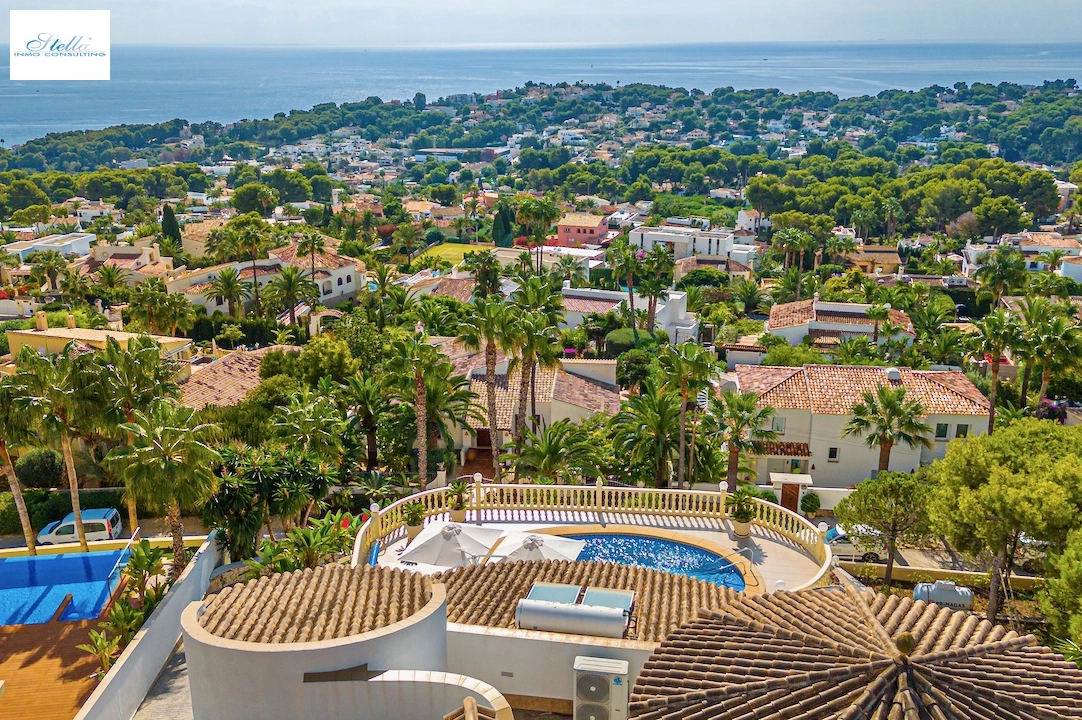 Villa in Moraira(San Jaime) te koop, woonoppervlakte 315 m², grondstuk 1235 m², 4 slapkamer, 3 badkamer, Zwembad, ref.: CA-H-1695-AMBE-2