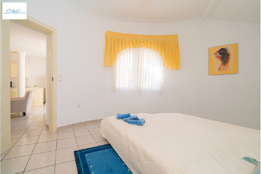 Villa in Moraira(San Jaime) te koop, woonoppervlakte 315 m², grondstuk 1235 m², 4 slapkamer, 3 badkamer, Zwembad, ref.: CA-H-1695-AMBE-46