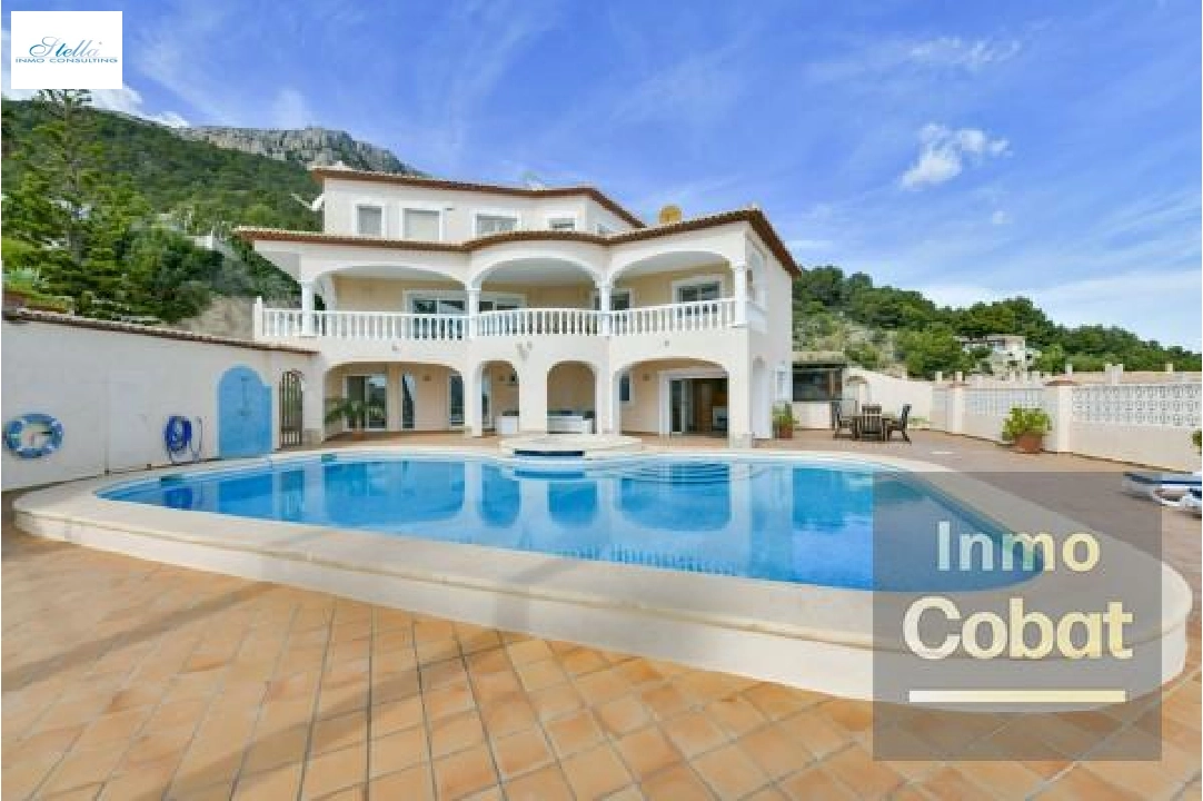 Villa in Calpe te koop, woonoppervlakte 351 m², grondstuk 1170 m², 6 slapkamer, 6 badkamer, Zwembad, ref.: COB-3365-1