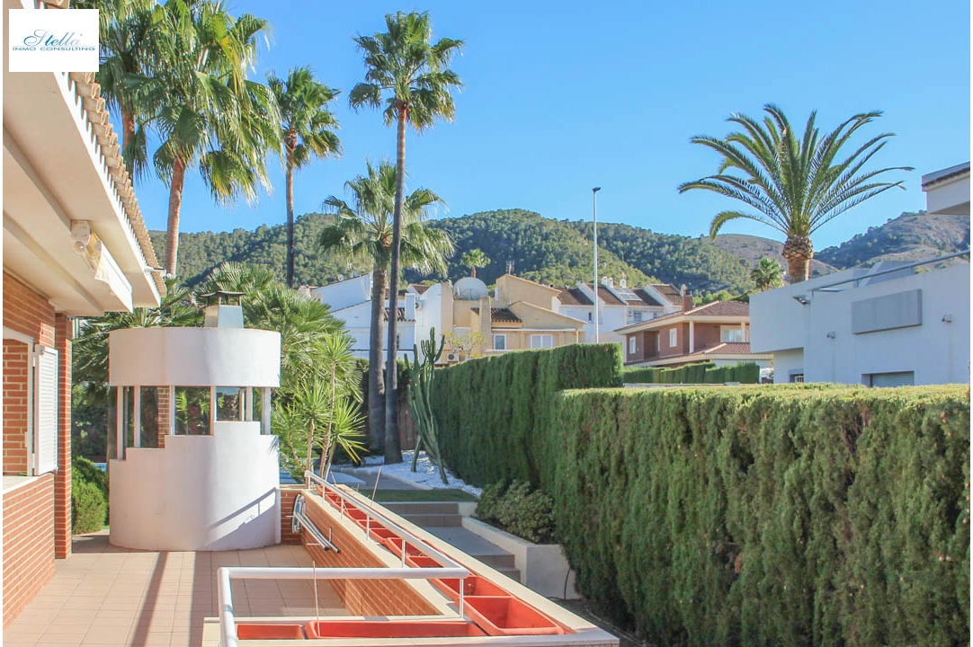 Villa in Benidorm(de Napoles) te koop, woonoppervlakte 642 m², Airconditioning, grondstuk 1853 m², 7 slapkamer, 6 badkamer, Zwembad, ref.: BP-7035BED-14