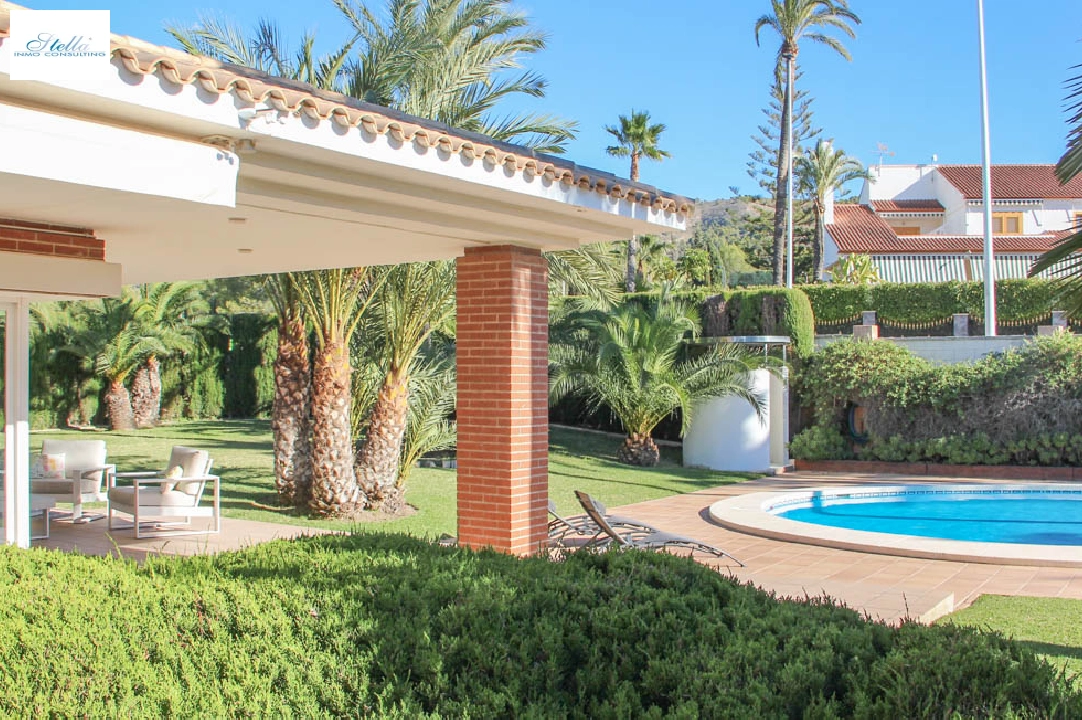 Villa in Benidorm(de Napoles) te koop, woonoppervlakte 642 m², Airconditioning, grondstuk 1853 m², 7 slapkamer, 6 badkamer, Zwembad, ref.: BP-7035BED-15