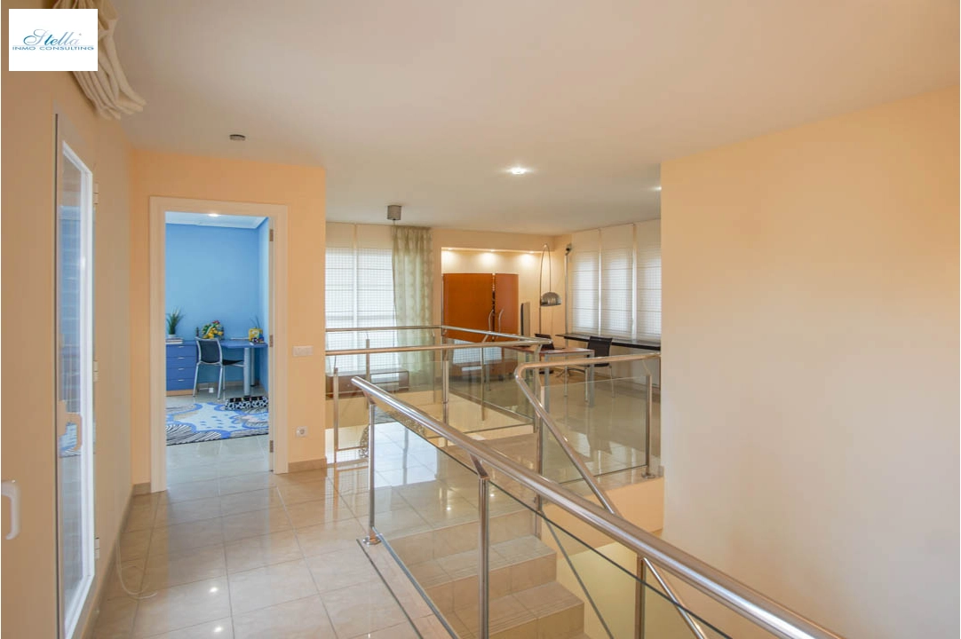 Villa in Benidorm(de Napoles) te koop, woonoppervlakte 642 m², Airconditioning, grondstuk 1853 m², 7 slapkamer, 6 badkamer, Zwembad, ref.: BP-7035BED-32