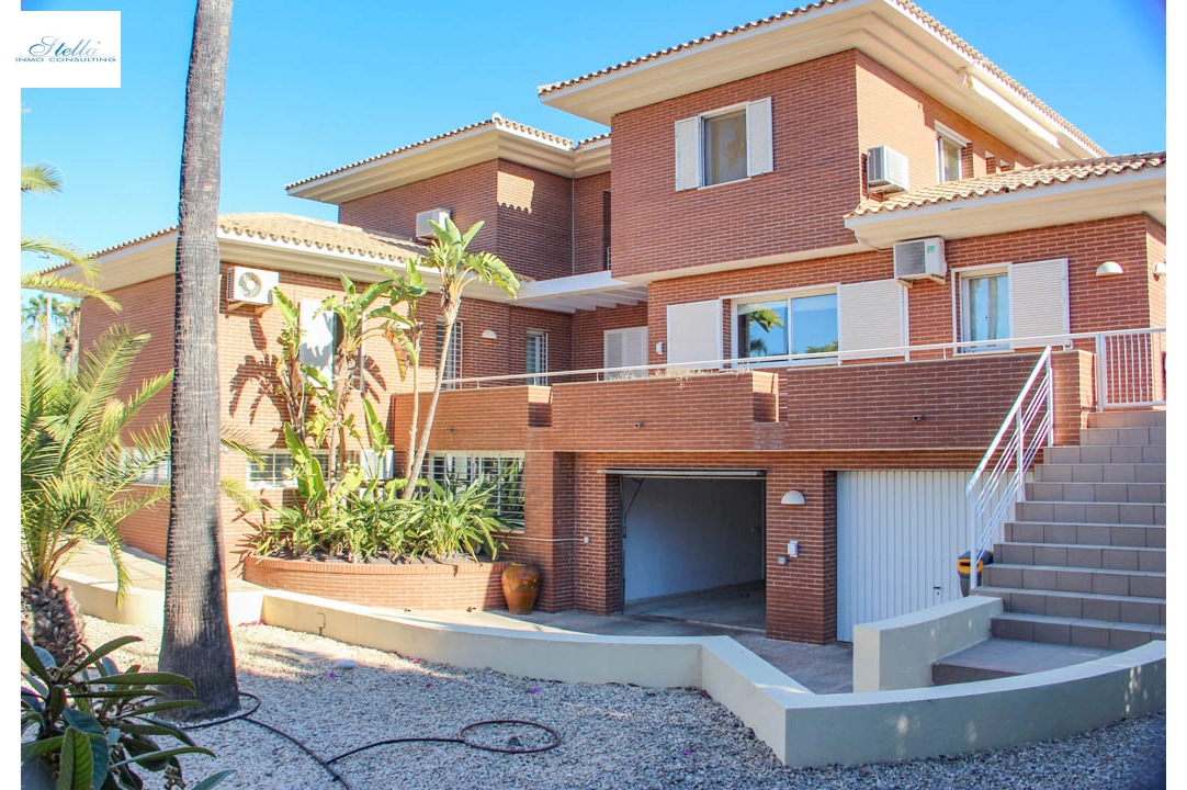 Villa in Benidorm(de Napoles) te koop, woonoppervlakte 642 m², Airconditioning, grondstuk 1853 m², 7 slapkamer, 6 badkamer, Zwembad, ref.: BP-7035BED-9