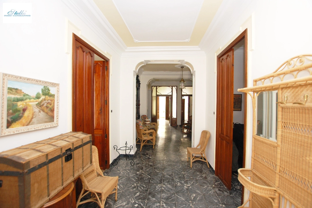 Stadthaus in Pego te koop, woonoppervlakte 373 m², Bouwjaar 1910, Airconditioning, grondstuk 200 m², 5 slapkamer, 2 badkamer, Zwembad, ref.: O-V80314D-3