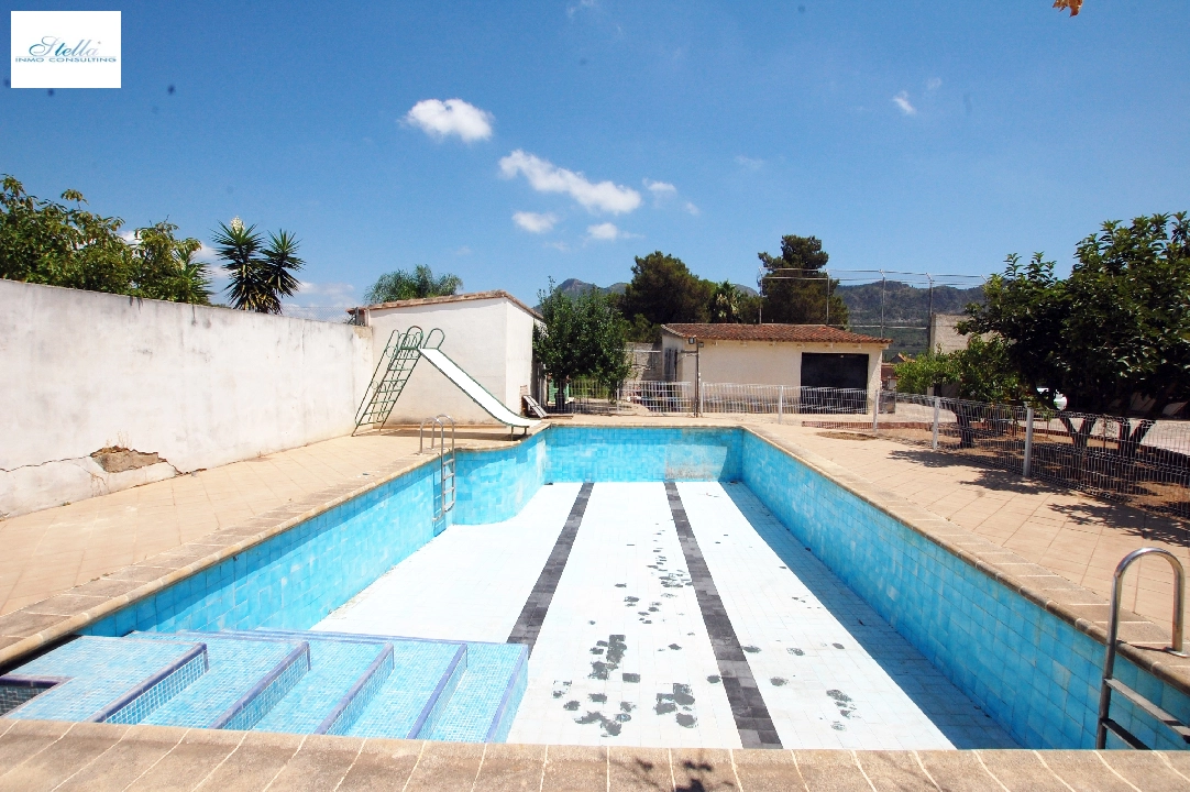 Villa in Gandia te koop, woonoppervlakte 380 m², Bouwjaar 1980, + KLIMA, Airconditioning, grondstuk 4092 m², 7 slapkamer, 3 badkamer, Zwembad, ref.: O-V82114D-2