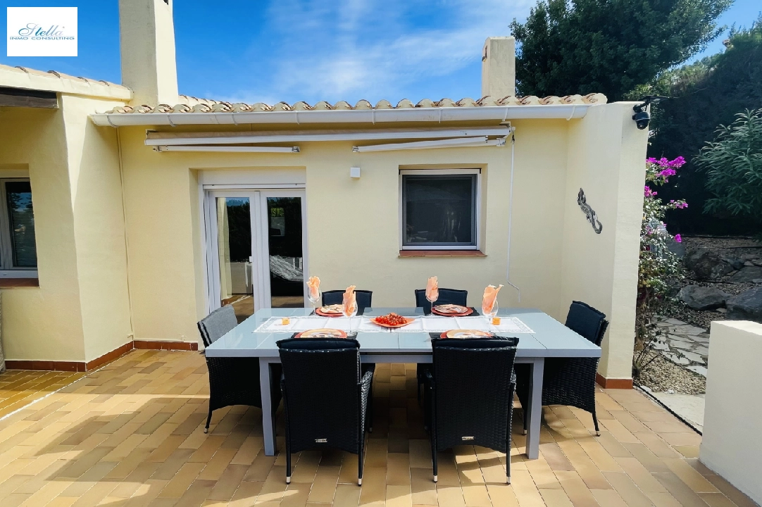 Villa in Denia-La Sella(La Sella ) voor vakantie, woonoppervlakte 111 m², Bouwjaar 1986, + Centrale verwarming, Airconditioning, grondstuk 495 m², 3 slapkamer, 2 badkamer, Zwembad, ref.: T-0424-4