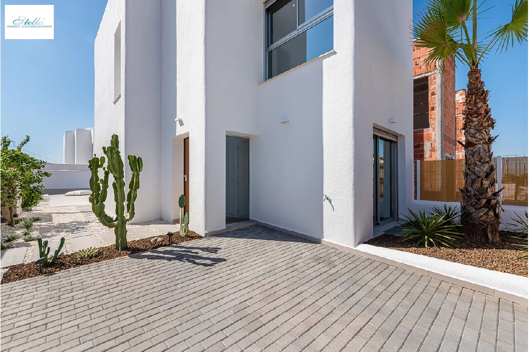 Villa in San Fulgencio te koop, woonoppervlakte 115 m², Staat Eerste bewoning, grondstuk 169 m², 3 slapkamer, 3 badkamer, Zwembad, ref.: HA-SFN-120-E02-3