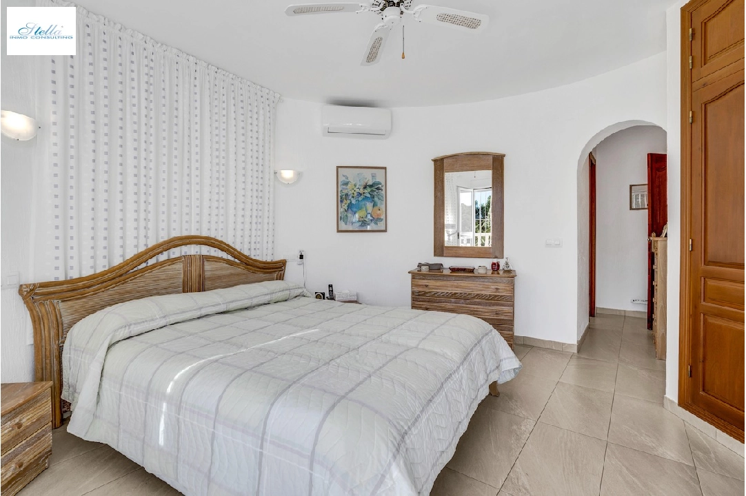 Villa in Moraira(Pinar del Advocat) te koop, woonoppervlakte 174 m², grondstuk 918 m², 4 slapkamer, 4 badkamer, Zwembad, ref.: CA-H-1733-AMBE-20