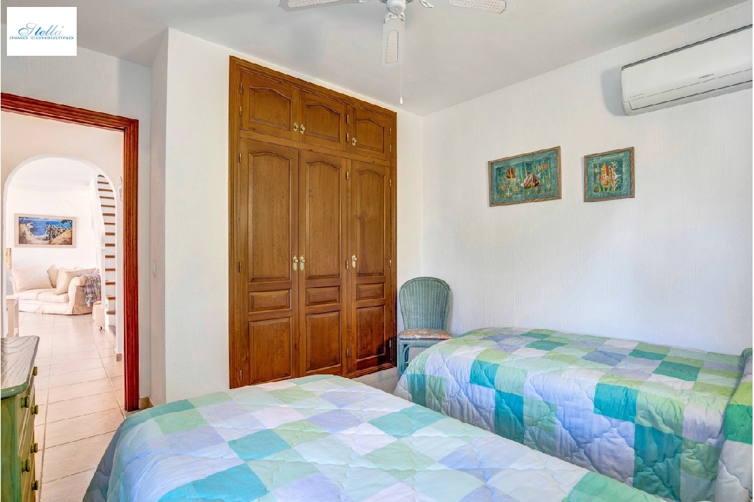 Villa in Moraira(Pinar del Advocat) te koop, woonoppervlakte 174 m², grondstuk 918 m², 4 slapkamer, 4 badkamer, Zwembad, ref.: CA-H-1733-AMBE-9
