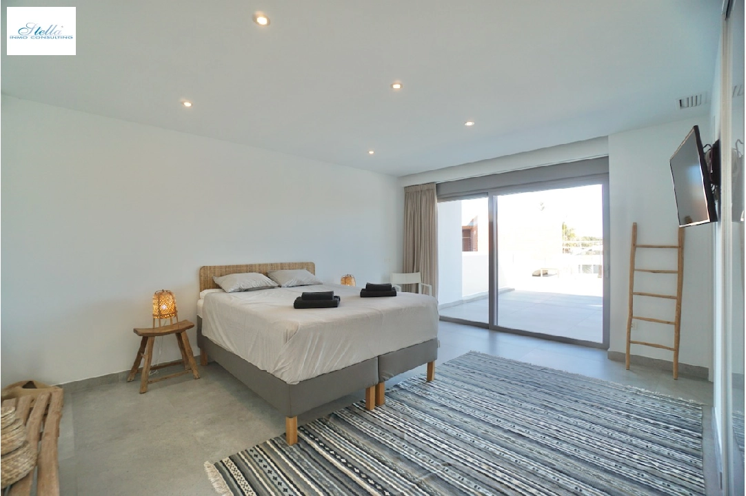 Villa in Benissa(La Fustera) te koop, woonoppervlakte 308 m², Airconditioning, grondstuk 850 m², 4 slapkamer, 3 badkamer, Zwembad, ref.: CA-H-1723-AMBI-26