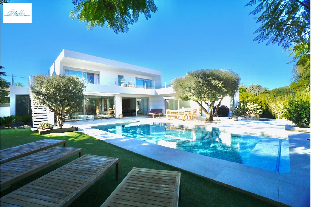 Villa in Benissa(La Fustera) te koop, woonoppervlakte 308 m², Airconditioning, grondstuk 850 m², 4 slapkamer, 3 badkamer, Zwembad, ref.: CA-H-1723-AMBI-40