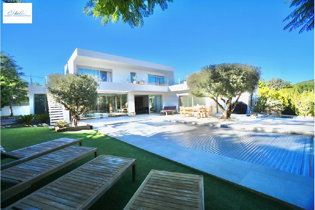 Villa in Benissa(La Fustera) te koop, woonoppervlakte 308 m², Airconditioning, grondstuk 850 m², 4 slapkamer, 3 badkamer, Zwembad, ref.: CA-H-1723-AMBI-41