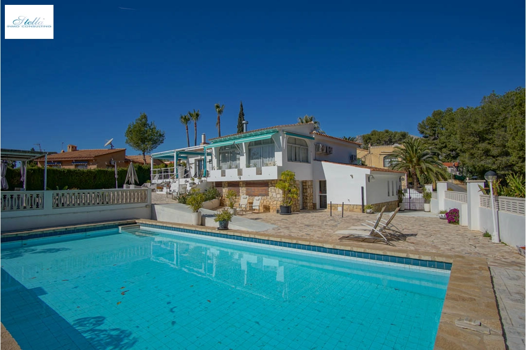 Villa in La Nucia(Barranco Hondo) te koop, woonoppervlakte 230 m², Airconditioning, grondstuk 1087 m², 4 slapkamer, 3 badkamer, ref.: BP-7051NUC-1