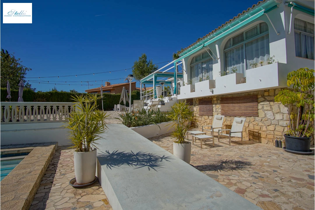 Villa in La Nucia(Barranco Hondo) te koop, woonoppervlakte 230 m², Airconditioning, grondstuk 1087 m², 4 slapkamer, 3 badkamer, ref.: BP-7051NUC-5