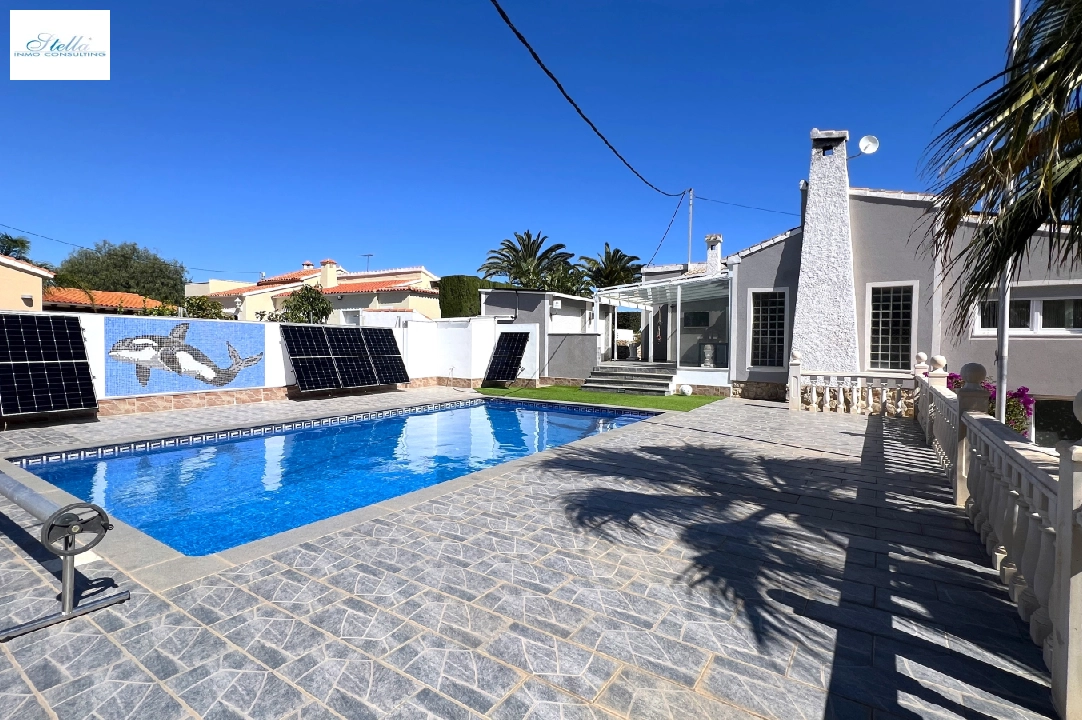 Villa in Denia voor vakantie, woonoppervlakte 166 m², Bouwjaar 1978, + Oven, Airconditioning, grondstuk 802 m², 2 slapkamer, 2 badkamer, Zwembad, ref.: T-0224-2