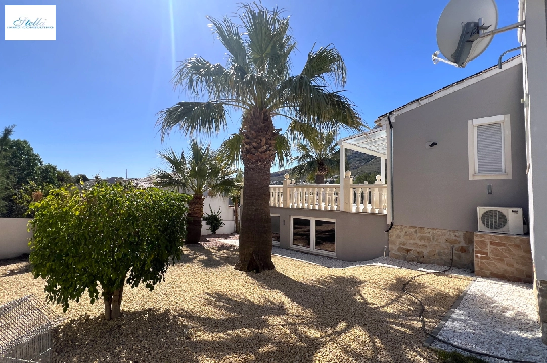 Villa in Denia voor vakantie, woonoppervlakte 166 m², Bouwjaar 1978, + Oven, Airconditioning, grondstuk 802 m², 2 slapkamer, 2 badkamer, Zwembad, ref.: T-0224-27