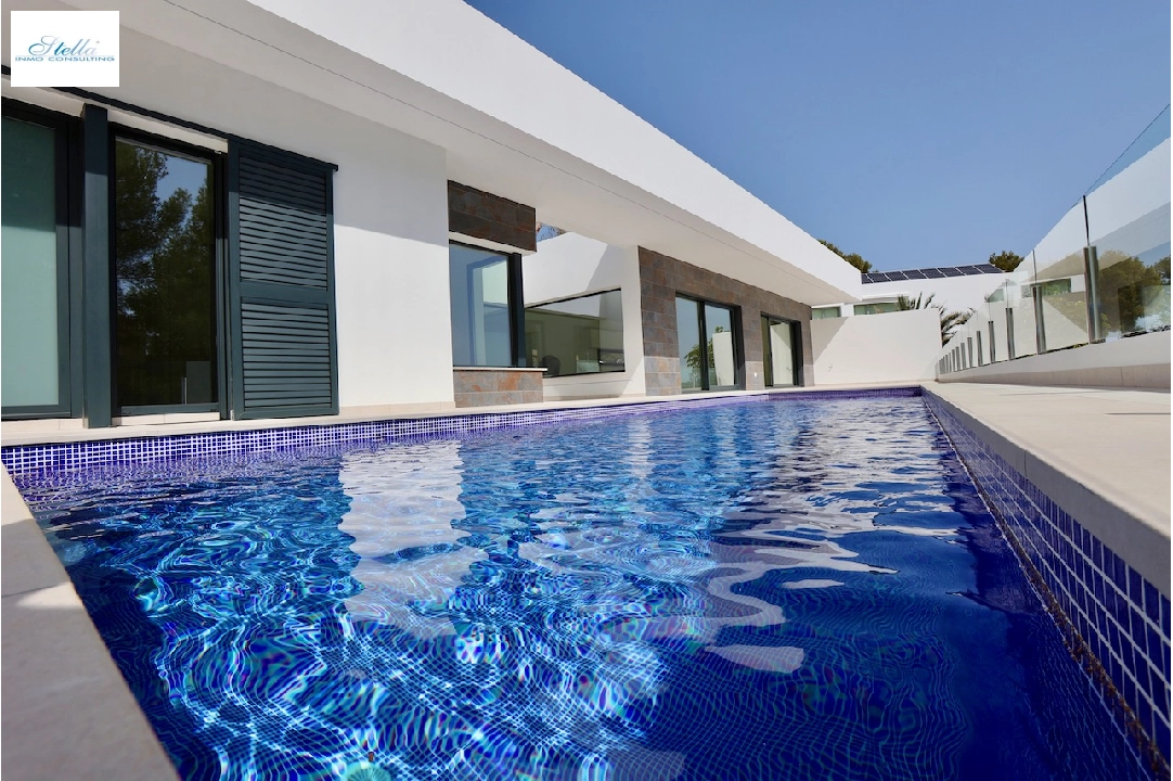 Villa in Benissa(La Fustera) te koop, woonoppervlakte 300 m², Airconditioning, grondstuk 950 m², 4 slapkamer, 3 badkamer, Zwembad, ref.: CA-H-1747-AMB-1