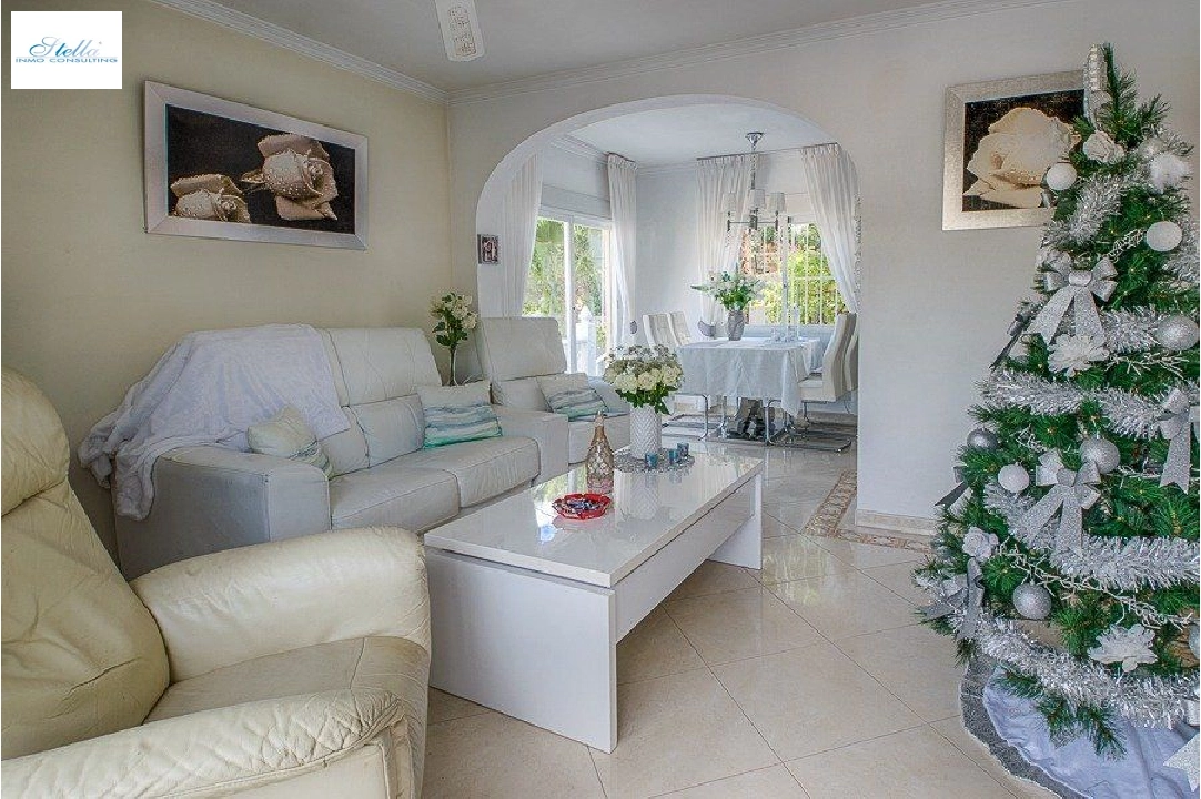 Villa in La Nucia(La nucia) te koop, woonoppervlakte 173 m², Airconditioning, grondstuk 680 m², 4 slapkamer, 1 badkamer, Zwembad, ref.: AM-1007DA-3700-11