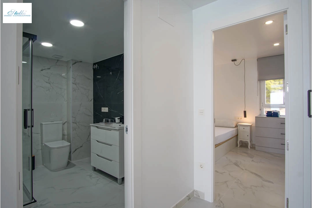 Apartment in Benidorm(Playa Poniente) te koop, woonoppervlakte 100 m², Airconditioning, 2 slapkamer, 2 badkamer, ref.: BP-7054BED-11