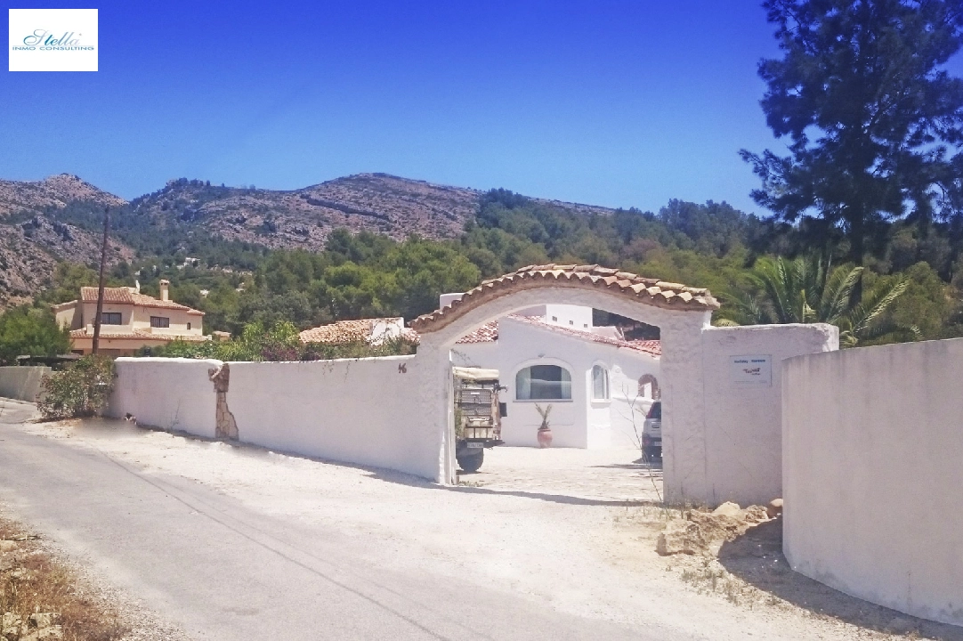 Villa in Jalon(La Solana) te koop, woonoppervlakte 150 m², grondstuk 1310 m², 4 slapkamer, 1 badkamer, ref.: BP-4366JAL-35