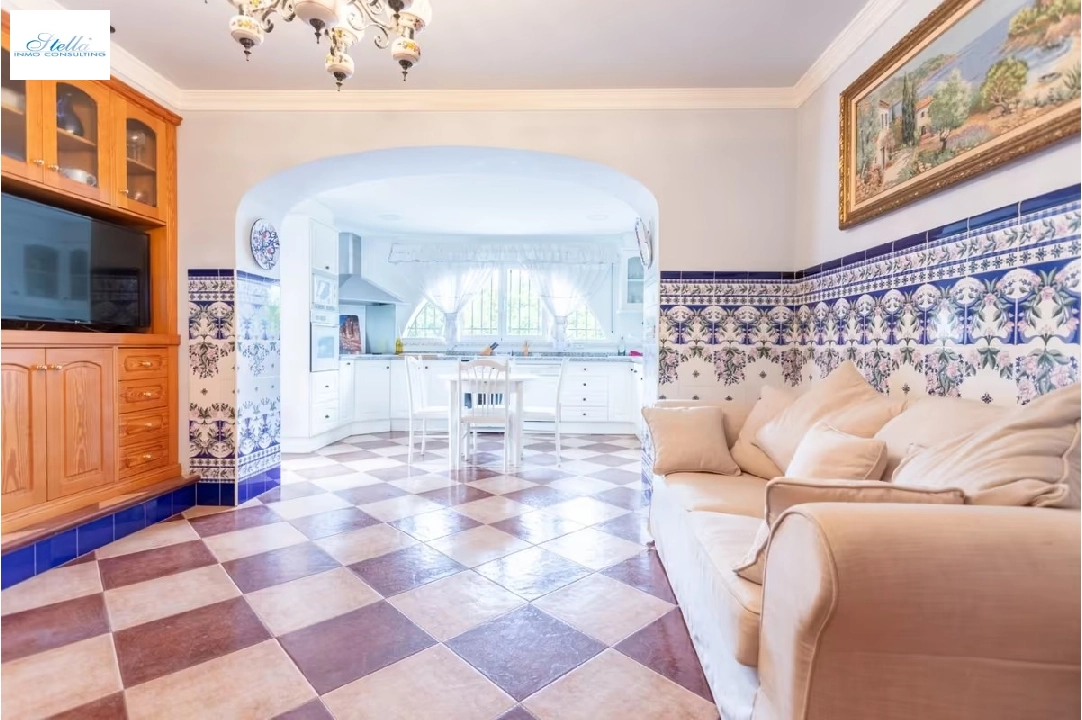 Villa in Denia(Torrecarrals) te koop, woonoppervlakte 442 m², Staat netjes, + Centrale verwarming, grondstuk 4441 m², 3 slapkamer, 4 badkamer, Zwembad, ref.: MNC-0124-13