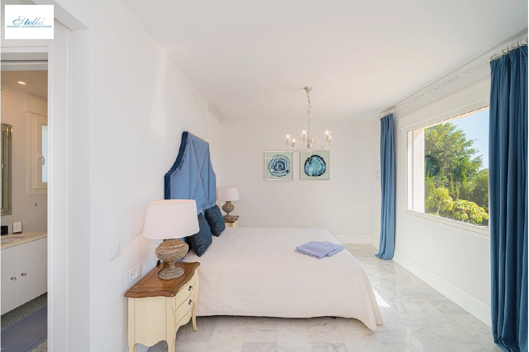 Villa in Benissa(Punta Estrella) te koop, woonoppervlakte 793 m², grondstuk 1960 m², 6 slapkamer, 6 badkamer, Zwembad, ref.: CA-H-1676-AMBI-29