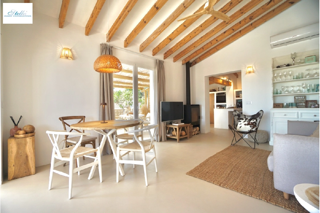 Villa in Moraira(La Sabatera) te koop, woonoppervlakte 158 m², Airconditioning, grondstuk 581 m², 3 slapkamer, 2 badkamer, Zwembad, ref.: CA-H-1758-AMBEI-13