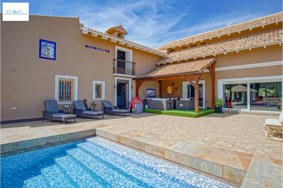 Villa in La Nucia(Sierra Verde) te koop, woonoppervlakte 900 m², Airconditioning, grondstuk 32900 m², 8 slapkamer, 9 badkamer, Zwembad, ref.: BP-7058NUC-16