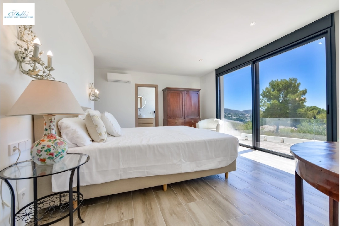 Villa in Moraira(La Sabatera) te koop, woonoppervlakte 259 m², Airconditioning, grondstuk 811 m², 4 slapkamer, 3 badkamer, Zwembad, ref.: CA-H-1766-AMBI-15