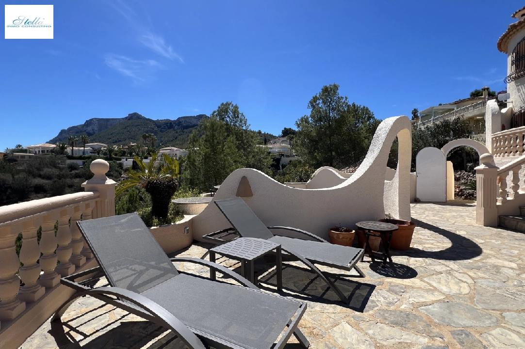 Villa in Denia(Marquesa V) voor vakantie, woonoppervlakte 216 m², Bouwjaar 1995, Staat Gedeeltelijk volledig geregeenveerd, + KLIMA, Airconditioning, grondstuk 1 m², 3 slapkamer, 2 badkamer, Zwembad, ref.: T-1323-27