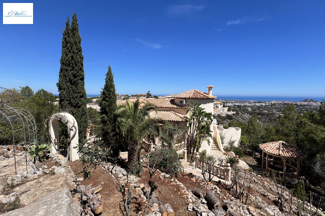 Villa in Denia(Marquesa V) voor vakantie, woonoppervlakte 216 m², Bouwjaar 1995, Staat Gedeeltelijk volledig geregeenveerd, + KLIMA, Airconditioning, grondstuk 1 m², 3 slapkamer, 2 badkamer, Zwembad, ref.: T-1323-33