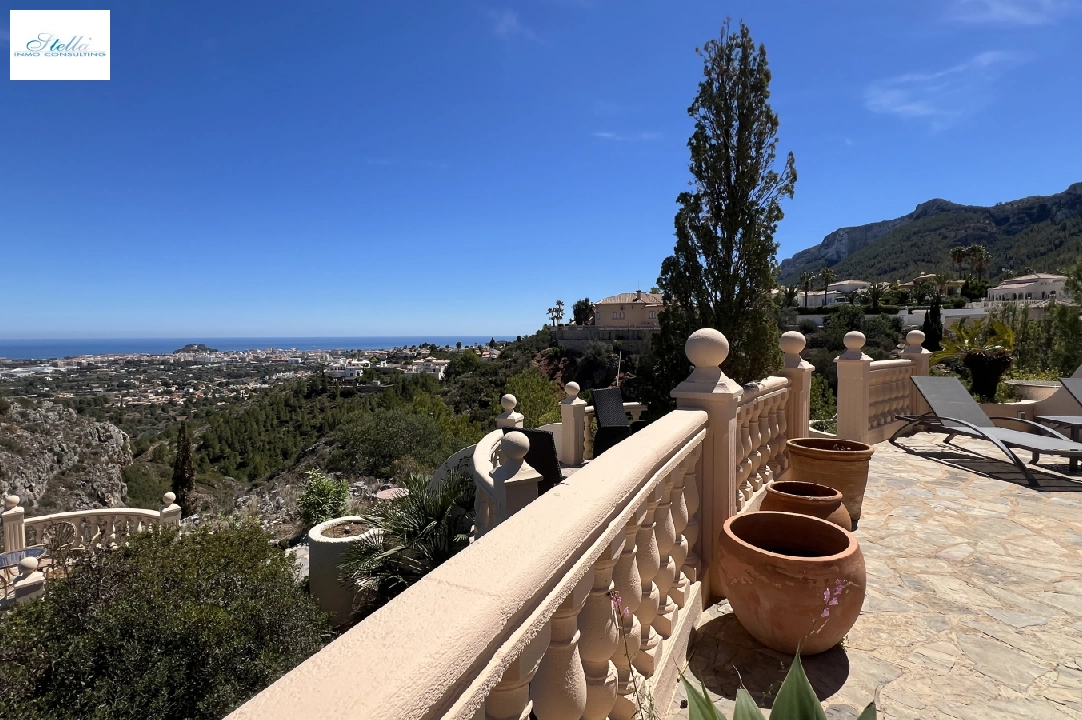 Villa in Denia(Marquesa V) voor vakantie, woonoppervlakte 216 m², Bouwjaar 1995, Staat Gedeeltelijk volledig geregeenveerd, + KLIMA, Airconditioning, grondstuk 1 m², 3 slapkamer, 2 badkamer, Zwembad, ref.: T-1323-34