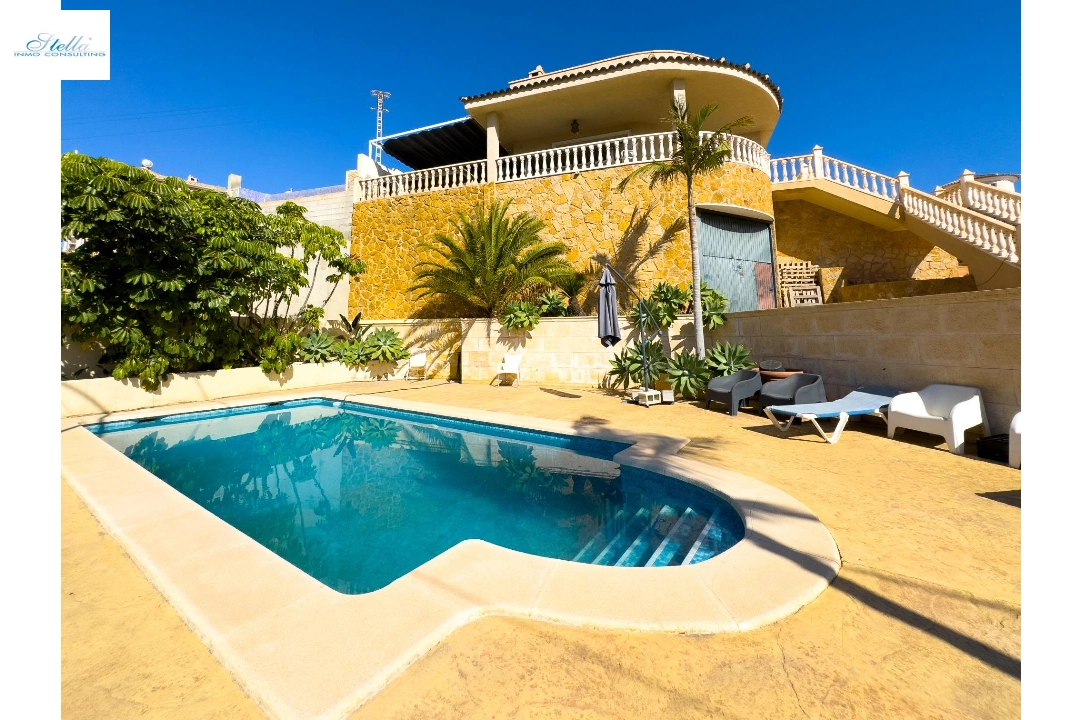 Villa in El Campello(Cala dor) te koop, woonoppervlakte 260 m², Airconditioning, grondstuk 804 m², 3 slapkamer, 2 badkamer, ref.: AM-1238DA-3700-1