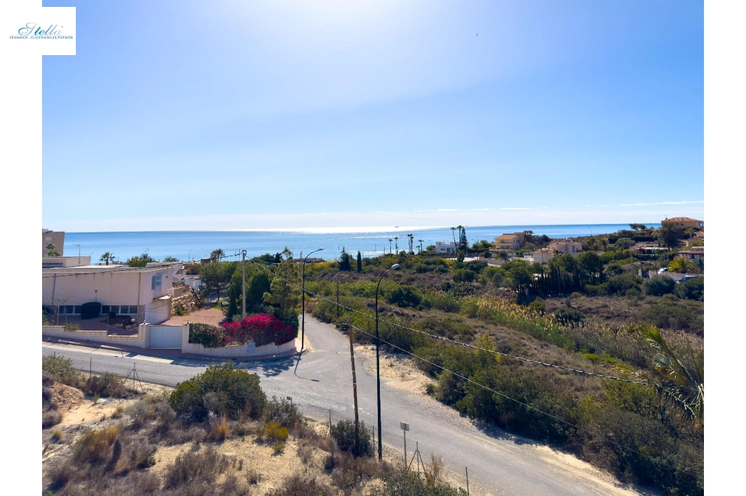 Villa in El Campello(Cala dor) te koop, woonoppervlakte 260 m², Airconditioning, grondstuk 804 m², 3 slapkamer, 2 badkamer, ref.: AM-1238DA-3700-8