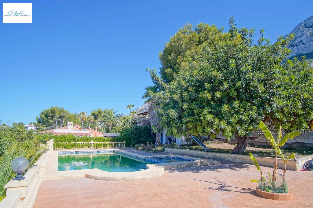 Villa in Denia(Campusos) te koop, woonoppervlakte 321 m², Airconditioning, grondstuk 2459 m², 7 slapkamer, 4 badkamer, Zwembad, ref.: BP-8184DEN-4